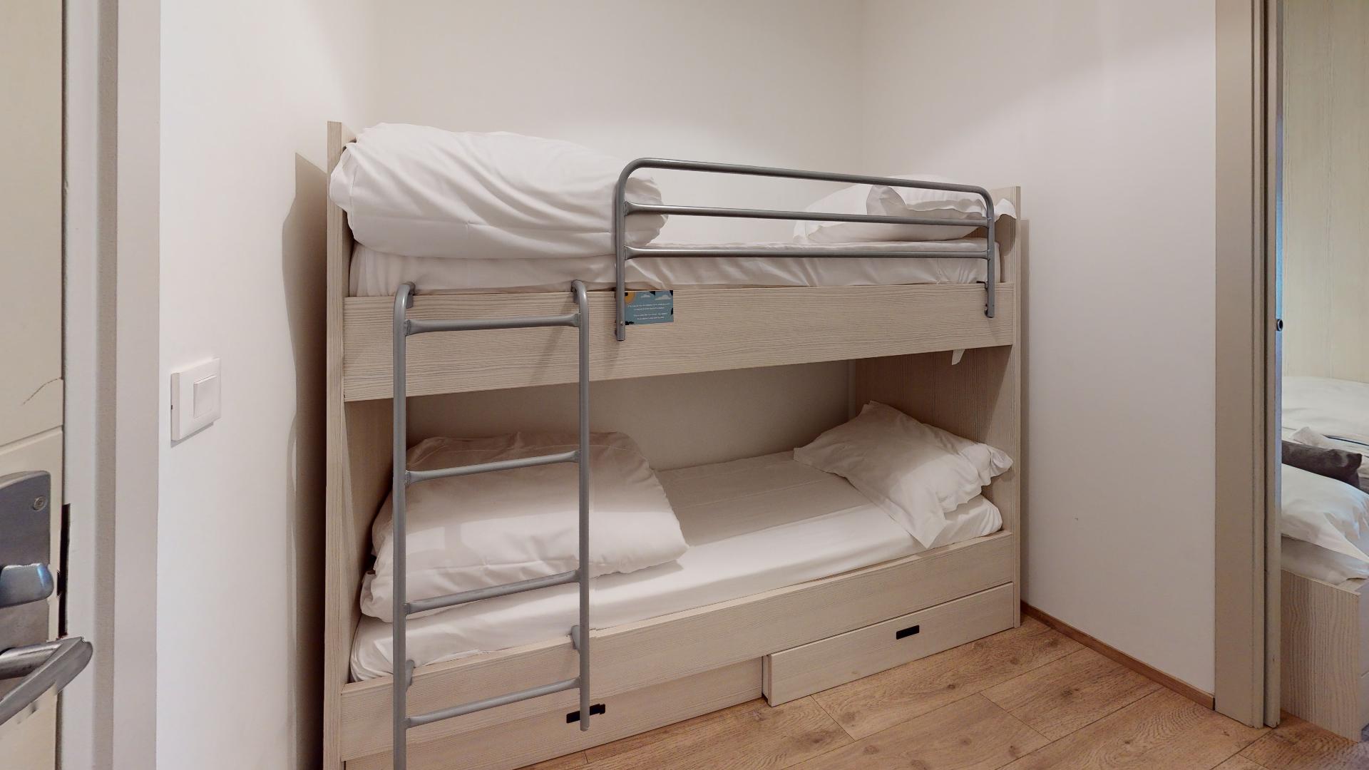 309c8ae1-57b7-46ec-88e5-651721657436