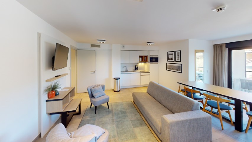 666ebed1-ad7b-45ad-ad4f-ce33b7bda7d6