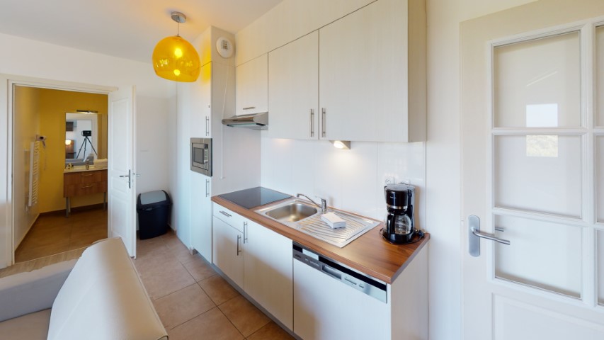 689faa4c-26d1-4adf-869b-09ca7ce79de8