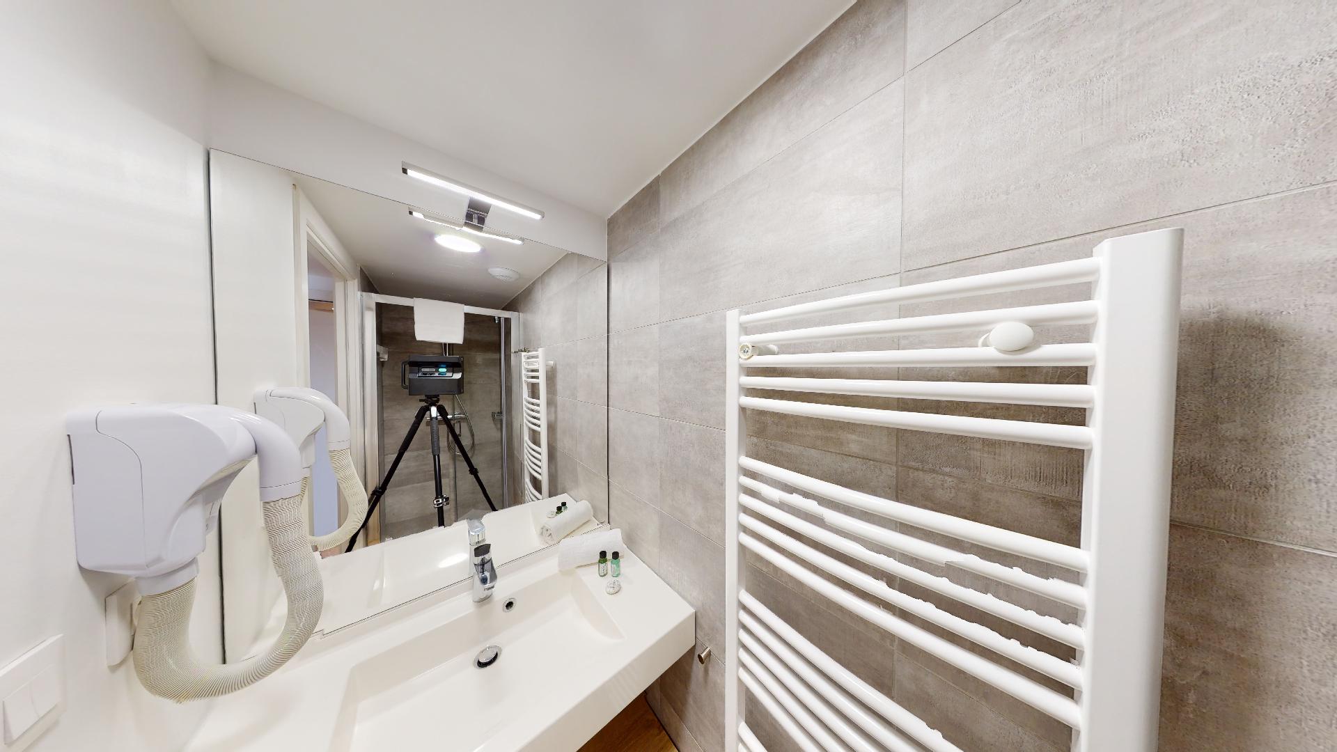 8fea4406-6d19-4482-9902-b0c2bbb59bc8