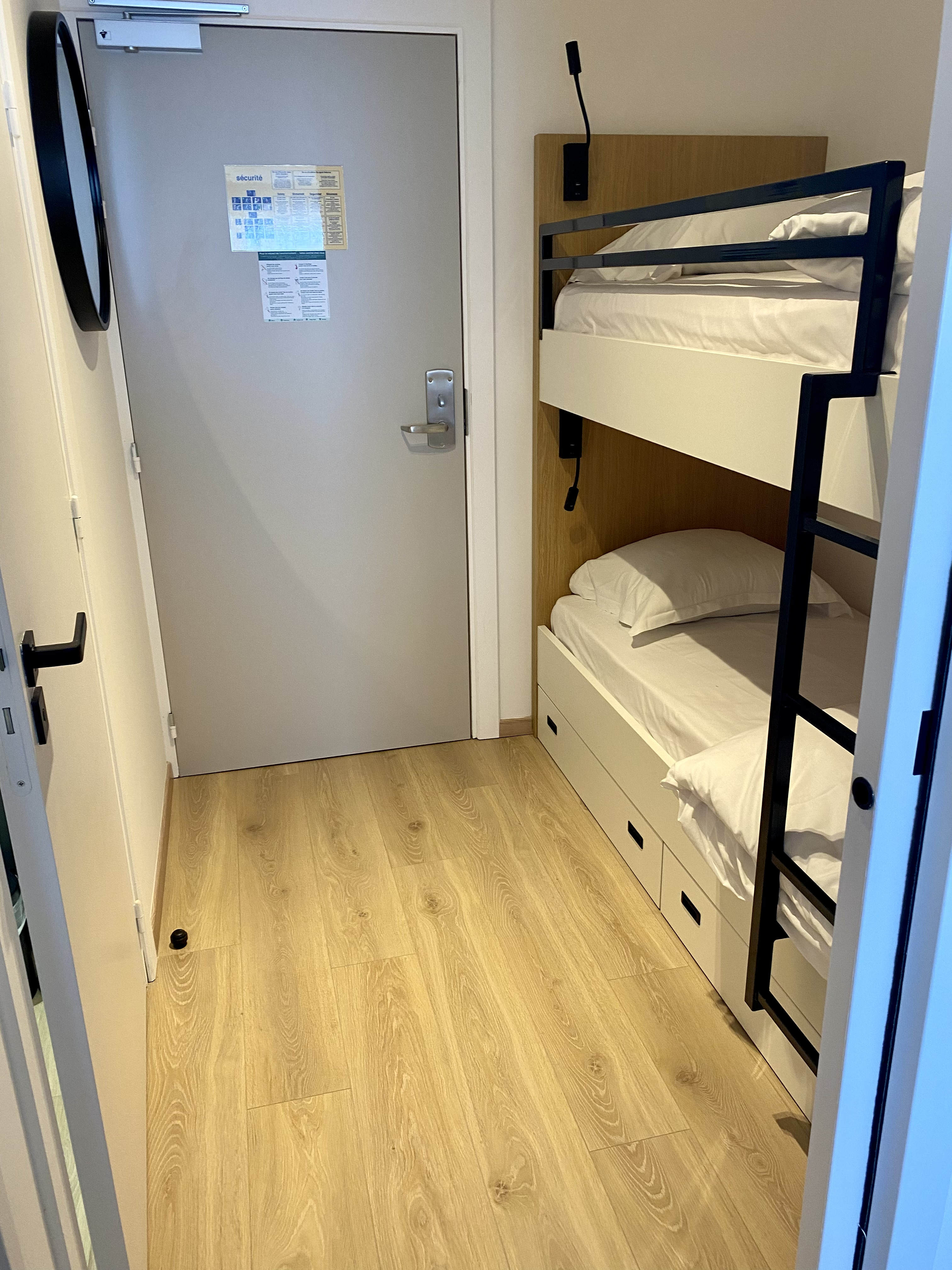 ae8da1e0-7eb5-41a3-9da7-298b15c0a73c