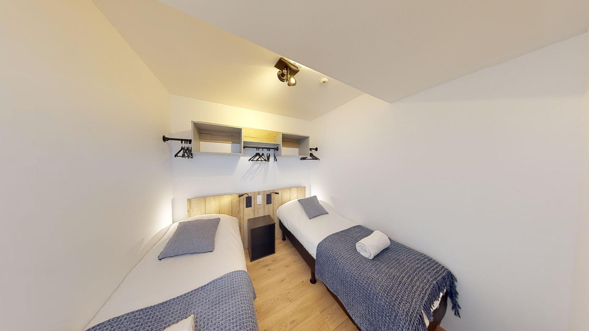 ccdbdcc7-c3e6-4048-8115-1e3c35303578