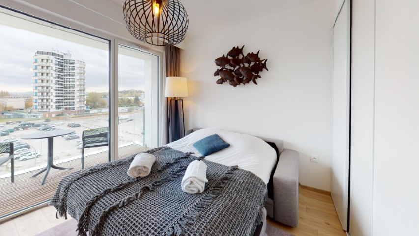 dc44ca34-ec78-4210-95d3-72d713b7875a