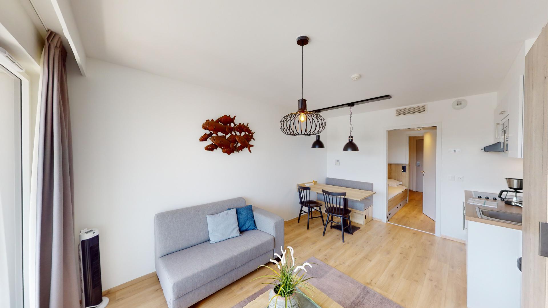 ed7758e5-d6d6-4444-a780-0bff5d06239f