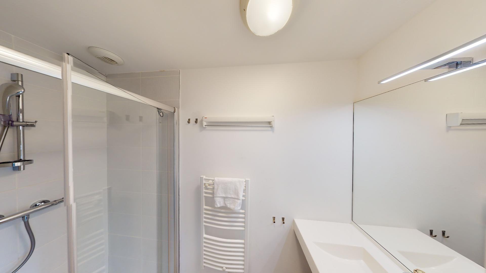 f089fdc9-09b0-495e-b465-d286fadb5ddd