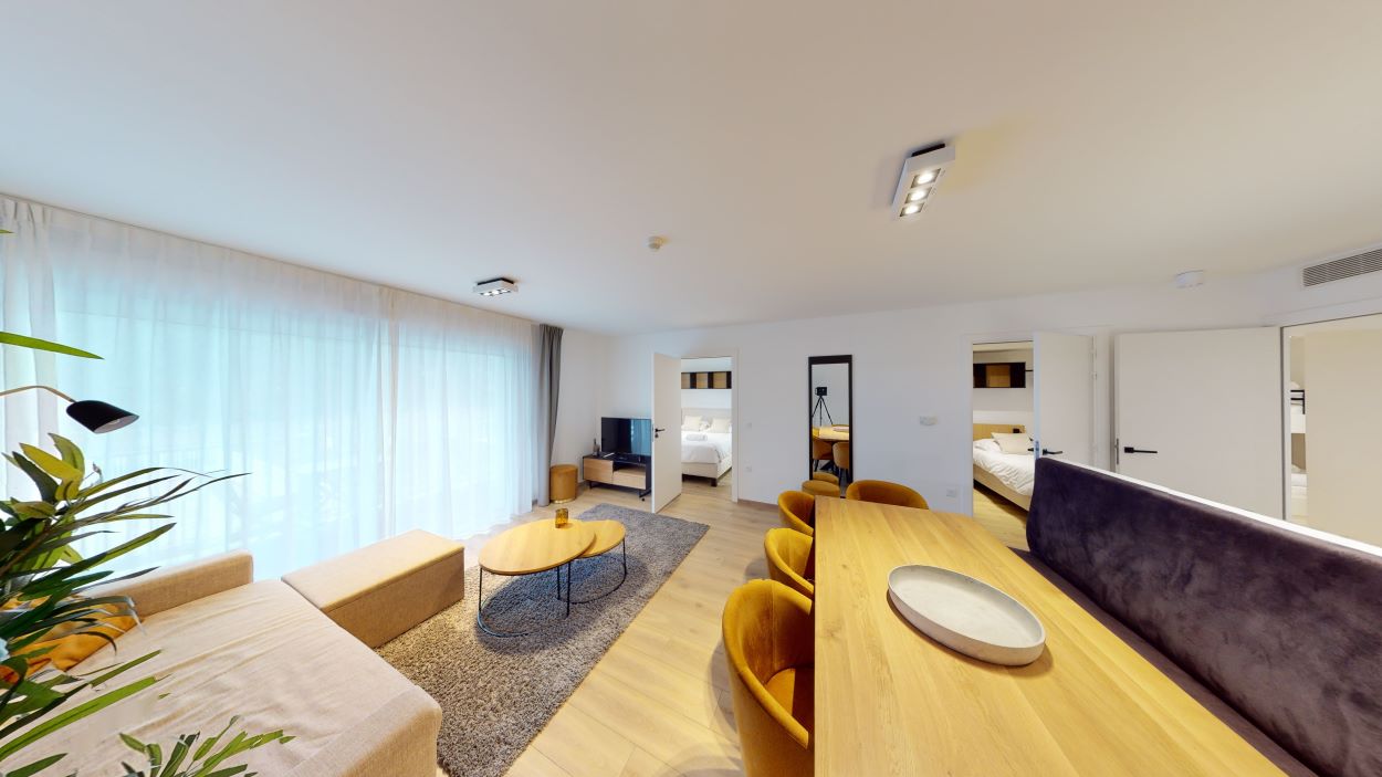 fe58c940-3946-4872-ac8c-3649ba3a2709